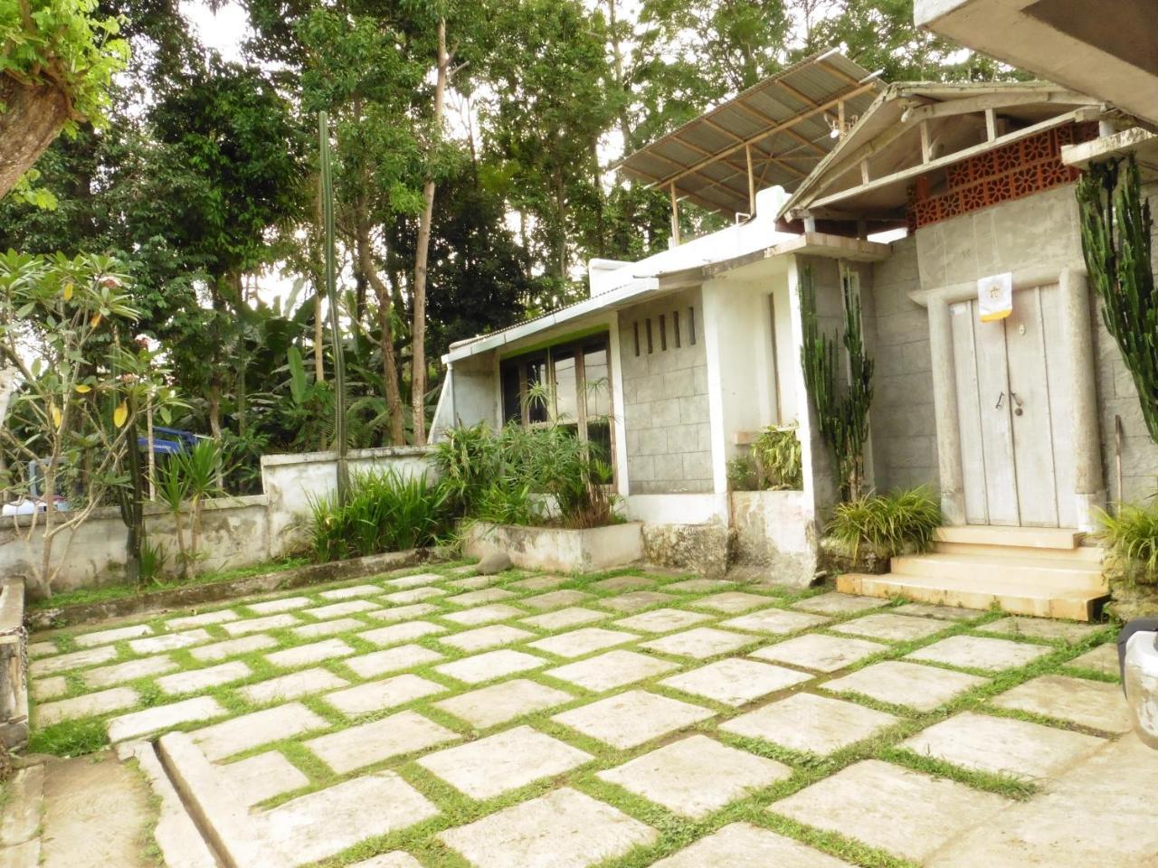 Uma Nandhi Ubud Natural Cottage Exterior photo